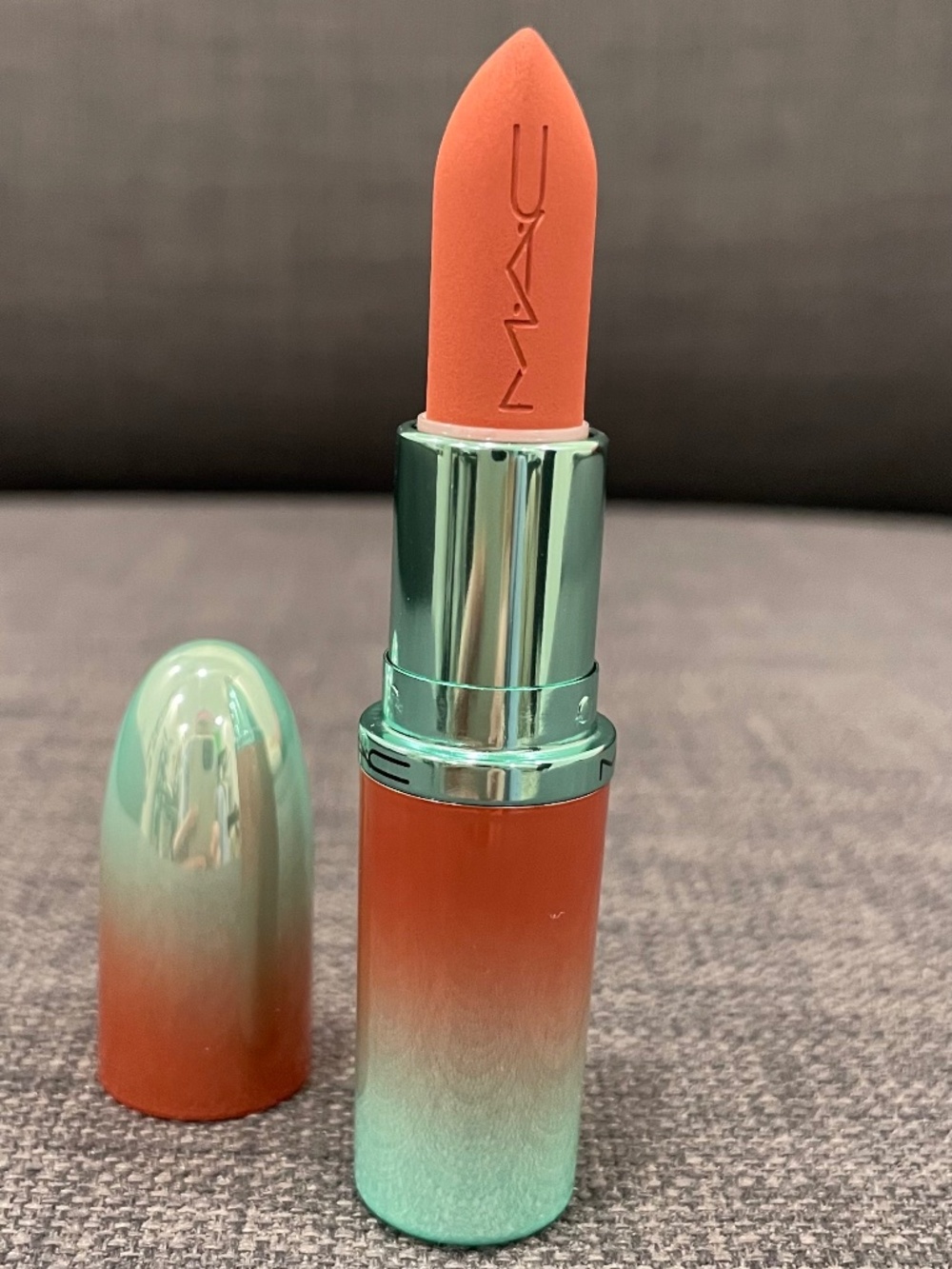 NWT MAC COSMETICS Limited Edition Macximal Matte Lipstick - 617 VELVET TEDDY